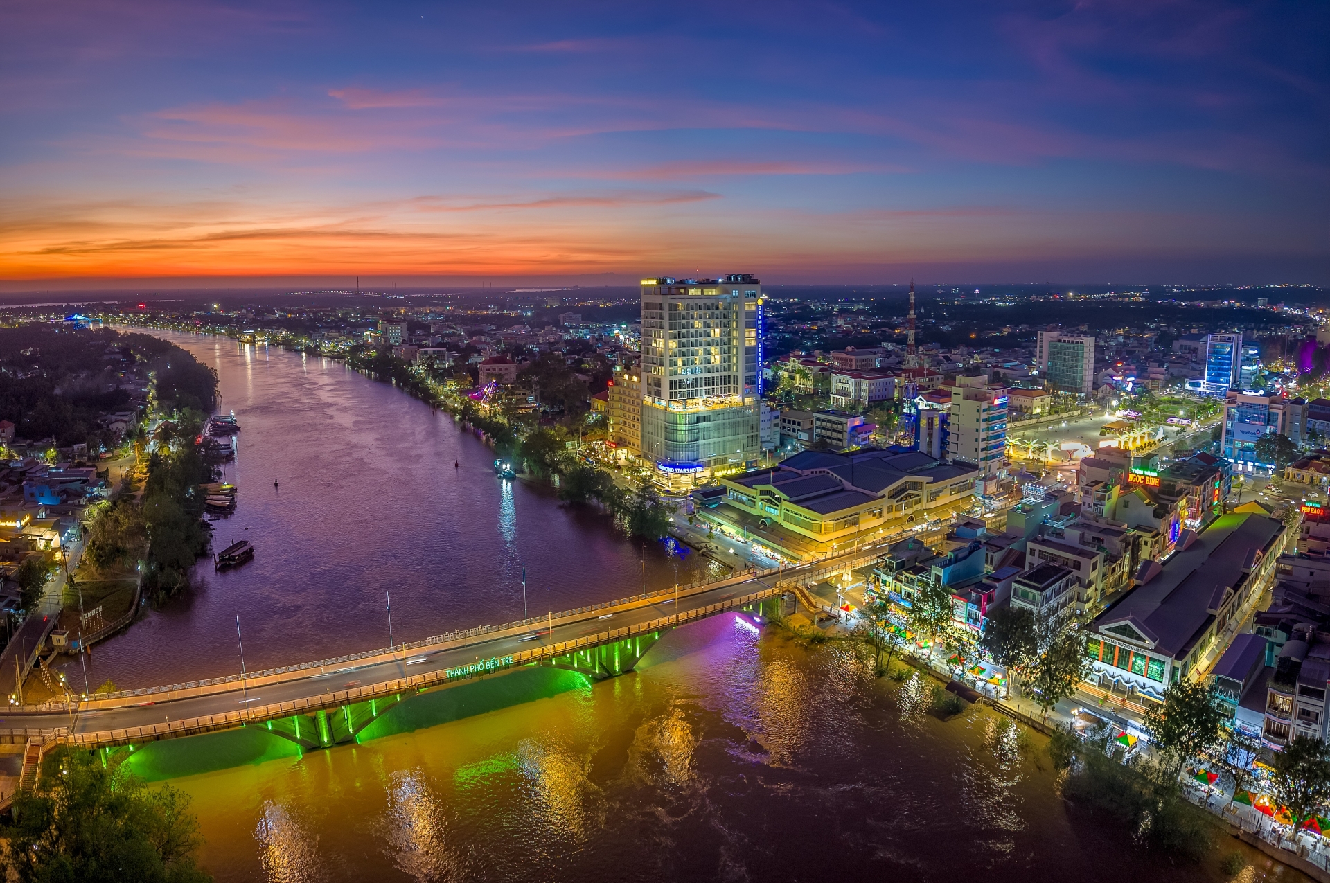 Sài Gòn – Cần Thơ – Chợ Nổi Cái Răng 2 Ngày 1 Đêm